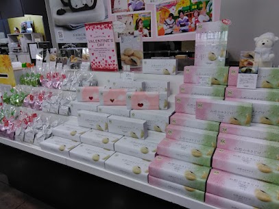 山形のゆきどけ つや姫の米粉を使ったほろほろ食感がくせになるクッキーです✨ プレーン、いちご、抹茶が入ったアソートも人気です😆 お土産やバレンタインにぜひいかがでしょうか💓