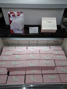 ほわいとぱりろーる『いちご』 入荷しました🍓🌸 春限定ですので是非一度ご賞味ください😋✨