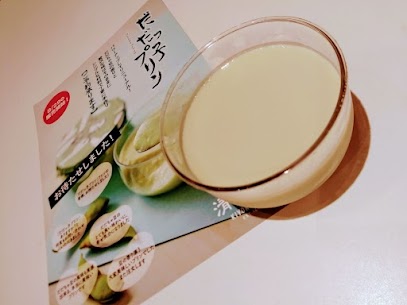 だだっ子プリンの予約承ります💕 なめらかな舌触りとシンプルな見た目からは想像もつかないほどの風味豊かな鶴岡産だだちゃ豆の味わいは最高です🥰
