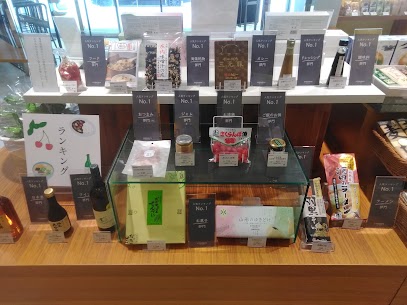 限られた時間でお客様により良い物を知って頂こうと、各部門のランキング1位を集めたブースを設置いたしました！ お土産の参考に少しでもなればと思います！